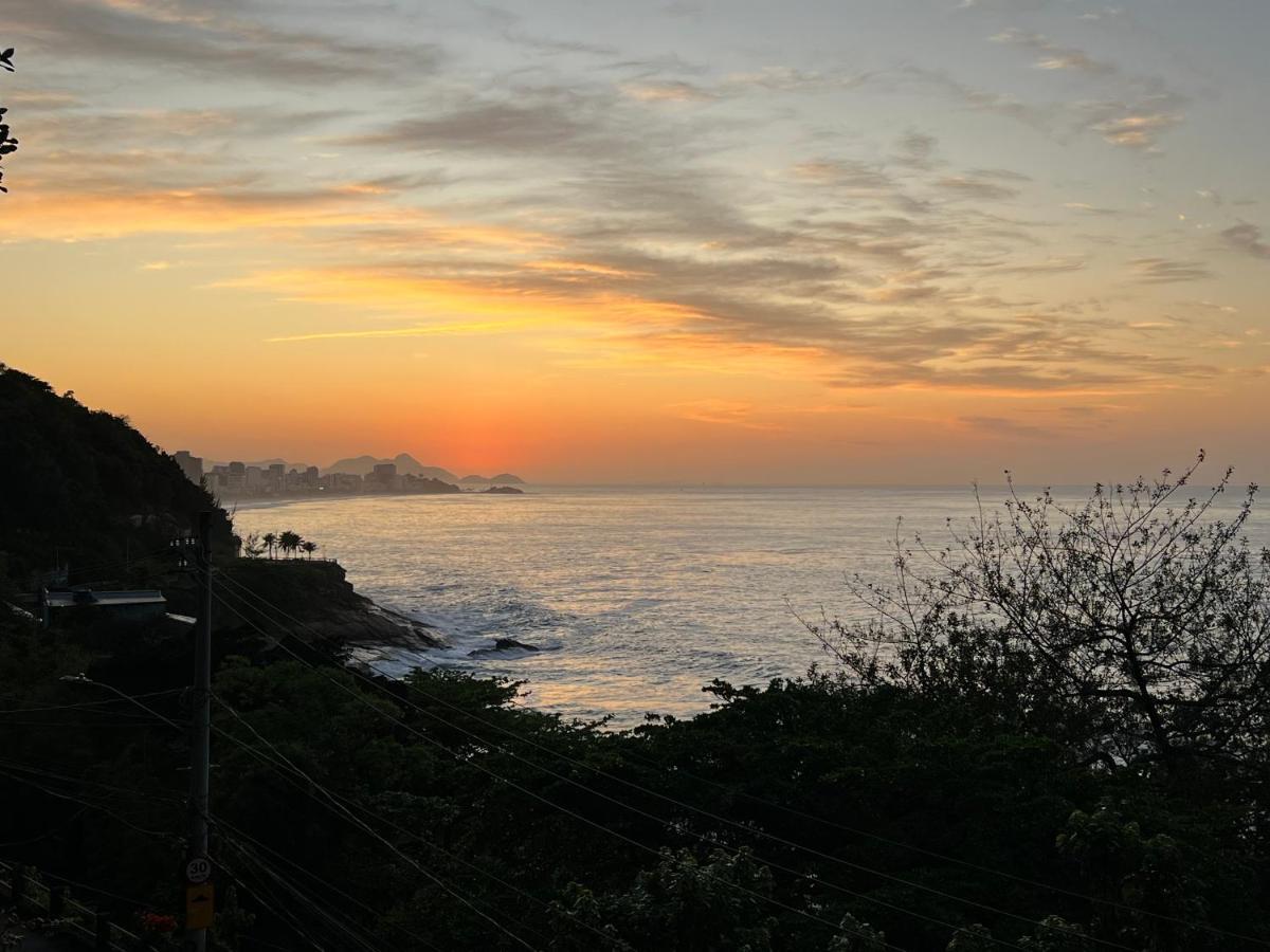 Chic Ocean View - The Modern Sunrise Home リオデジャネイロ エクステリア 写真